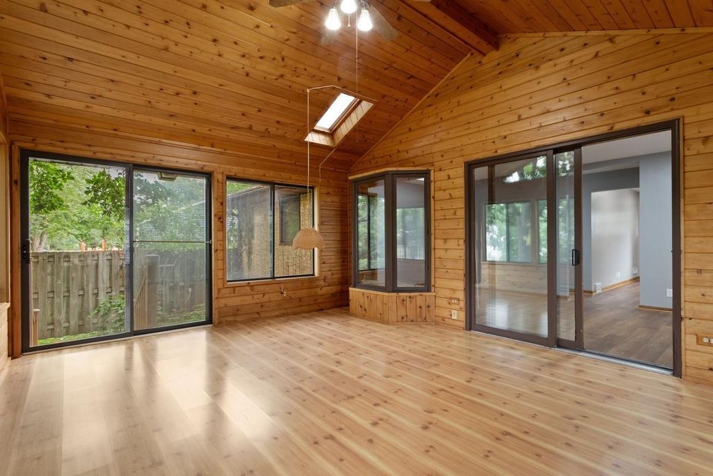 5725 Northport Drive, Brooklyn Center, MN 55429 — photo 5