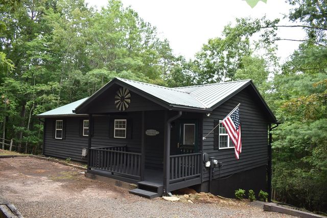 221 Sagewood Trail, Murphy, NC 28906