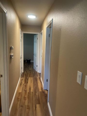 8712 Elk Way, Elk Grove, CA 95624