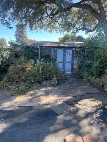 8712 Elk Way, Elk Grove, CA 95624