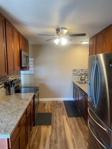 8712 Elk Way, Elk Grove, CA 95624