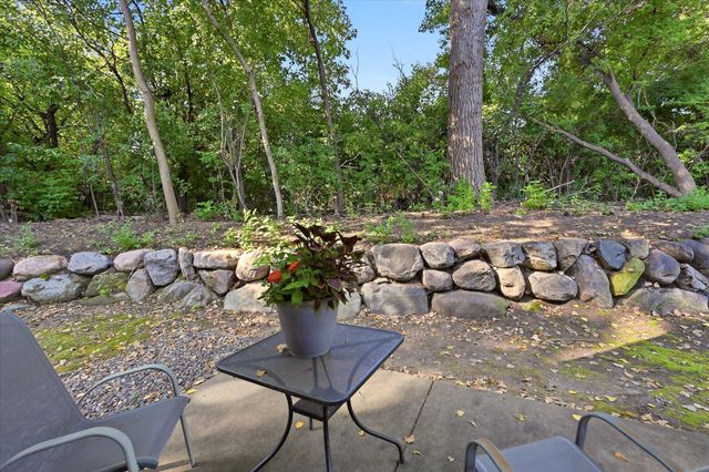 14355 Raymond Lane, Eden Prairie, MN 55347