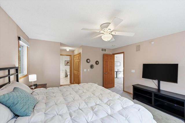 14355 Raymond Lane, Eden Prairie, MN 55347