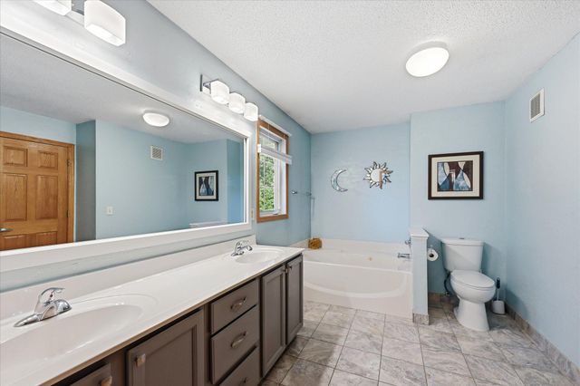 14355 Raymond Lane, Eden Prairie, MN 55347