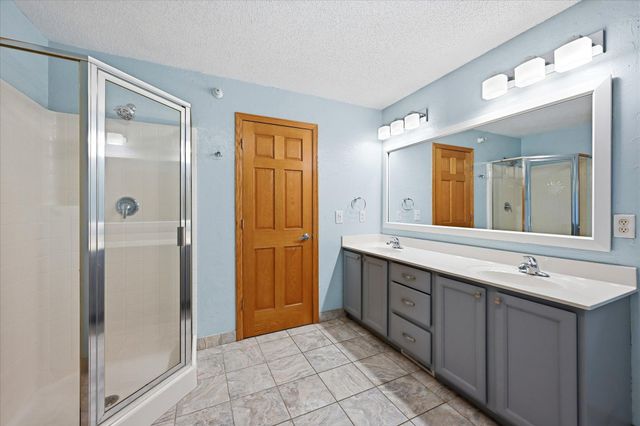 14355 Raymond Lane, Eden Prairie, MN 55347