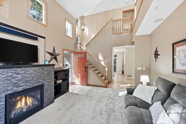 14355 Raymond Lane, Eden Prairie, MN 55347