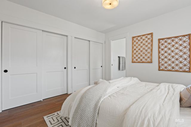 521 E Idaho Ave, Meridian, ID 83642