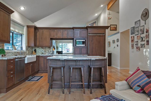 10 CLAIM JUMPER CT, Park City, UT 84060