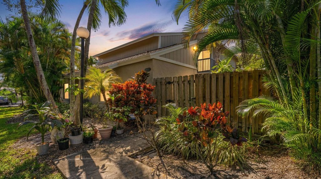 13292 NW 7th Ct 13292, Plantation, FL 33325