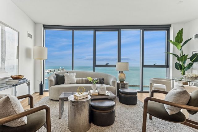 211 N Harbor Drive 3406, Chicago, IL 60601