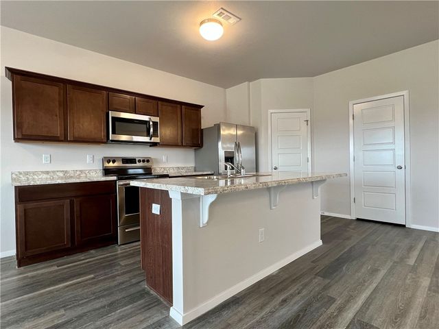 3231 Red Tail Way, Farmington, AR 72730