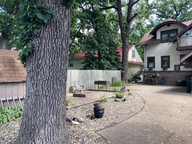 717 6th Avenue N, Saint Cloud, MN 56303