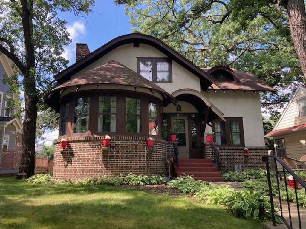 717 6th Avenue N, Saint Cloud, MN 56303