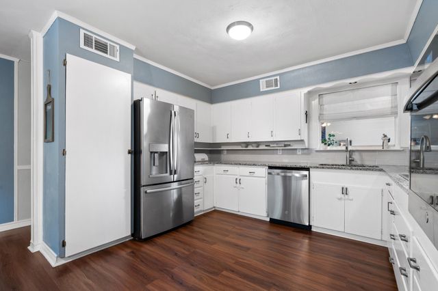 309 Countryside Drive, Irving, TX 75062