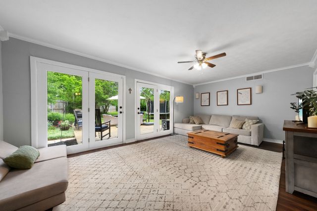 309 Countryside Drive, Irving, TX 75062