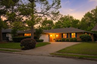 309 Countryside Drive, Irving, TX 75062
