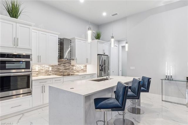 2628 SW 2nd PL, Cape Coral, FL 33914