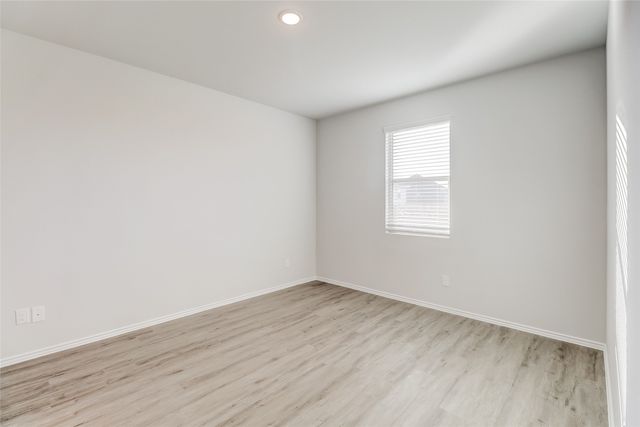 5104 Applegate Drive, Fort Worth, TX 76119