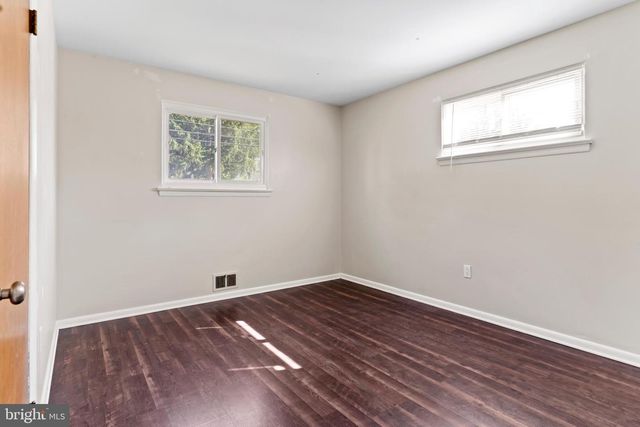 11 W DULLES DR, Camp Hill, PA 17011