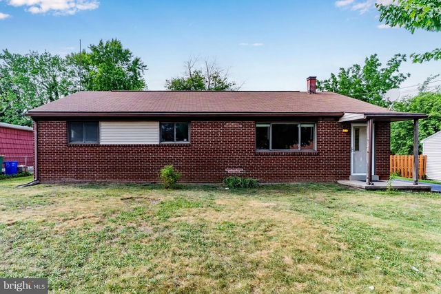 11 W DULLES DR, Camp Hill, PA 17011