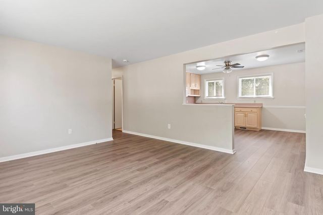 11 W DULLES DR, Camp Hill, PA 17011