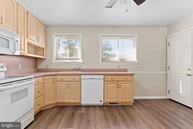 11 W DULLES DR, Camp Hill, PA 17011