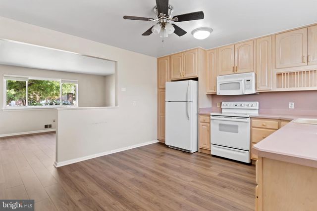 11 W DULLES DR, Camp Hill, PA 17011