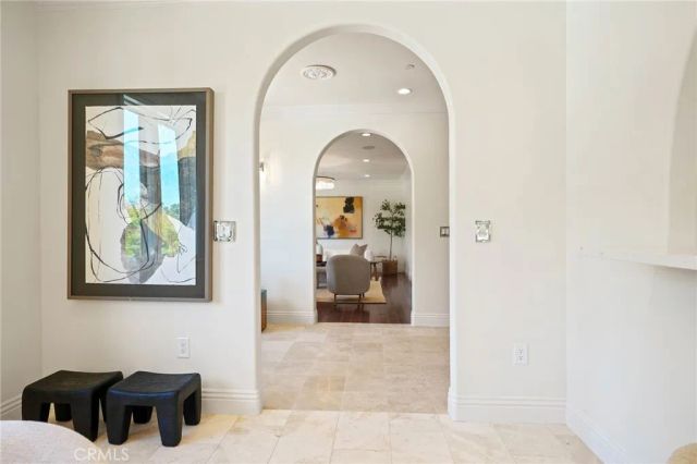 3115 Ellington, Los Angeles, CA 90068
