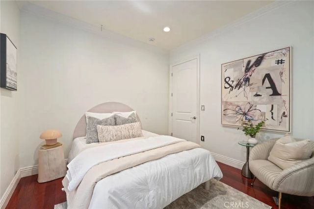 3115 Ellington, Los Angeles, CA 90068