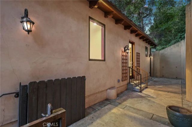 3115 Ellington, Los Angeles, CA 90068