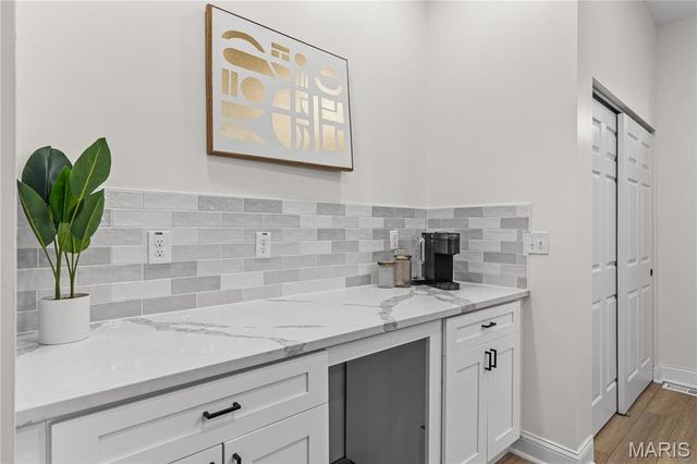 3002 California, St Louis, MO 63118