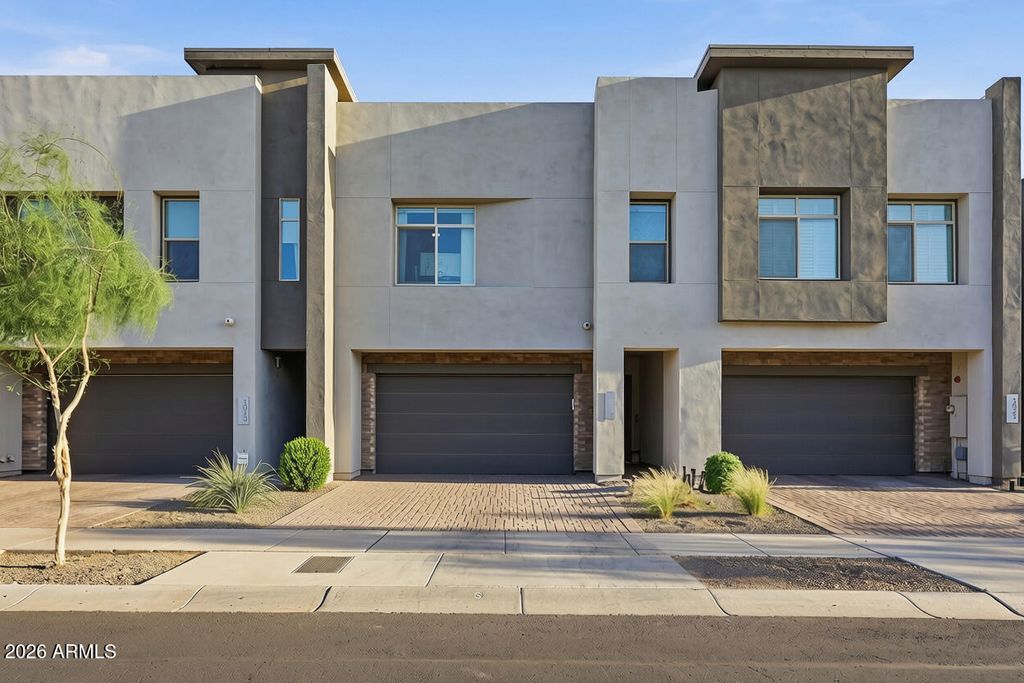 1917 W TROTTER Trail, Phoenix, AZ 85085 — photo 2