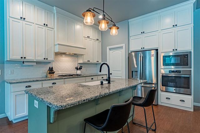8851 Tall Oaks Drive, Guthrie, OK 73044