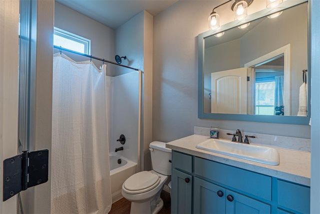 8851 Tall Oaks Drive, Guthrie, OK 73044