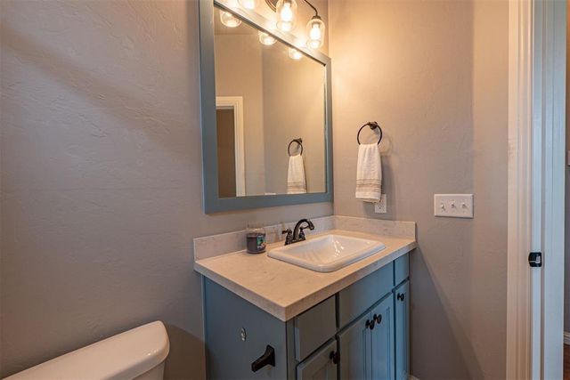 8851 Tall Oaks Drive, Guthrie, OK 73044