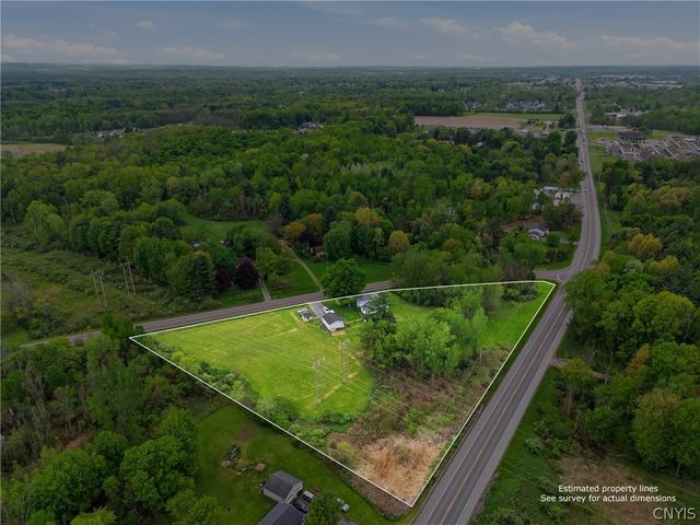 4697 Grange Road, Clay, NY 13041