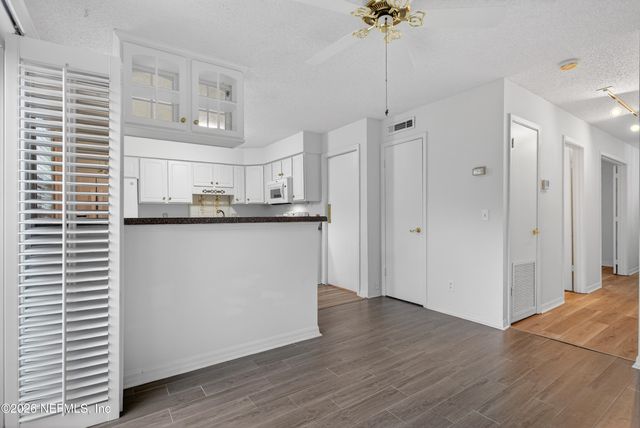 4814 WINDRUSH Lane A-4-E, Jacksonville, FL 32217