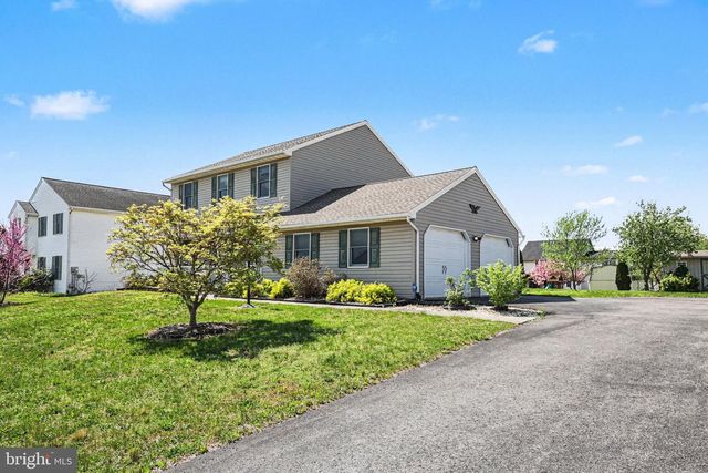 26 LONGSTREET DRIVE, Carlisle, PA 17013