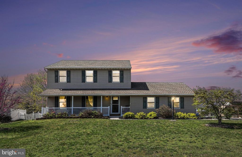 26 LONGSTREET DRIVE, Carlisle, PA 17013