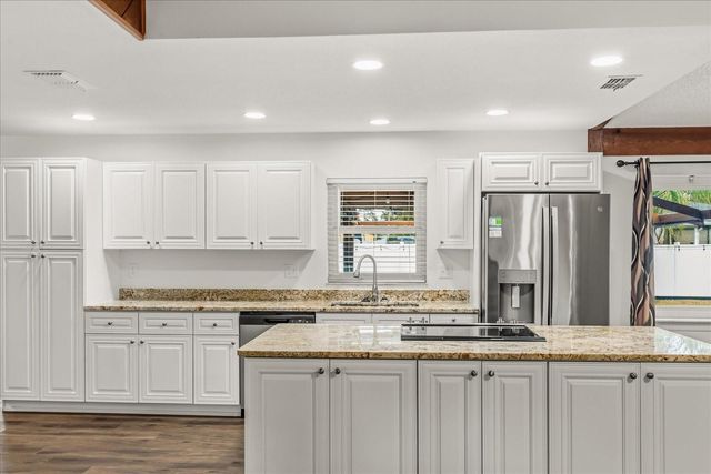 4102 STONEHENGE ROAD, Mulberry, FL 33860