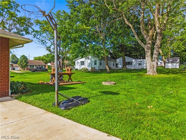 1733 Parkway Boulevard, Alliance, OH 44601