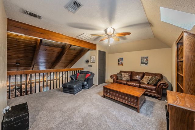 2200 Woodstock Drive, Colleyville, TX 76034