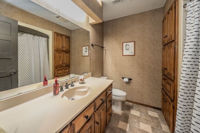 2200 Woodstock Drive, Colleyville, TX 76034