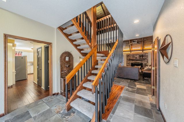 2200 Woodstock Drive, Colleyville, TX 76034