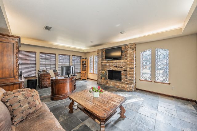 2200 Woodstock Drive, Colleyville, TX 76034