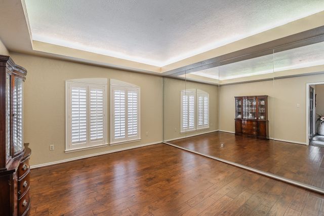 2200 Woodstock Drive, Colleyville, TX 76034