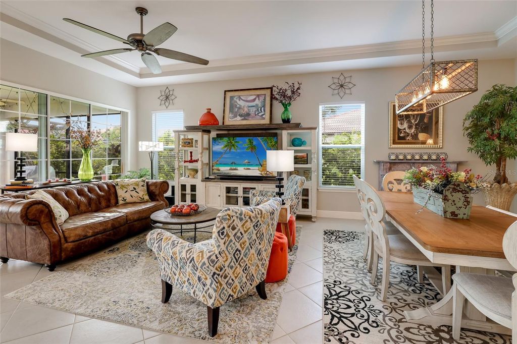 Image 14 of property listing at 4621 ROYAL DORNOCH CIRCLE, Bradenton, FL 34211