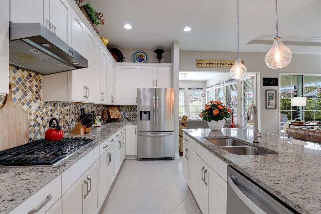Image 20 of property listing at 4621 ROYAL DORNOCH CIRCLE, Bradenton, FL 34211