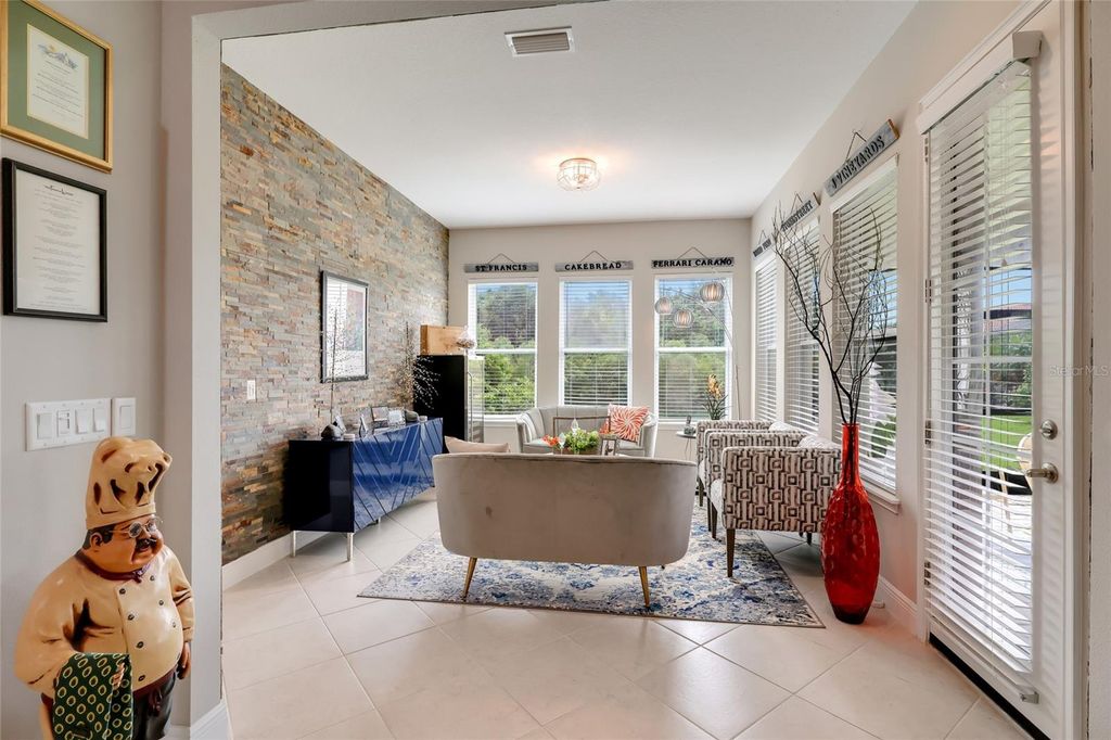 Image 25 of property listing at 4621 ROYAL DORNOCH CIRCLE, Bradenton, FL 34211