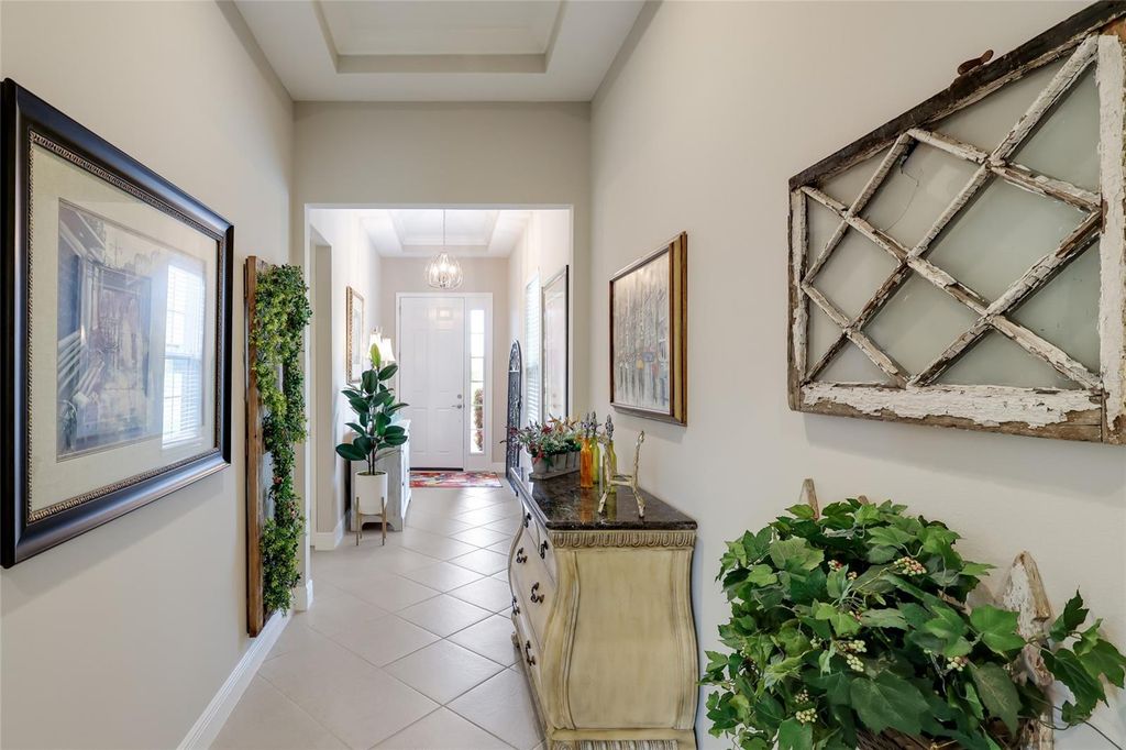 Image 7 of property listing at 4621 ROYAL DORNOCH CIRCLE, Bradenton, FL 34211